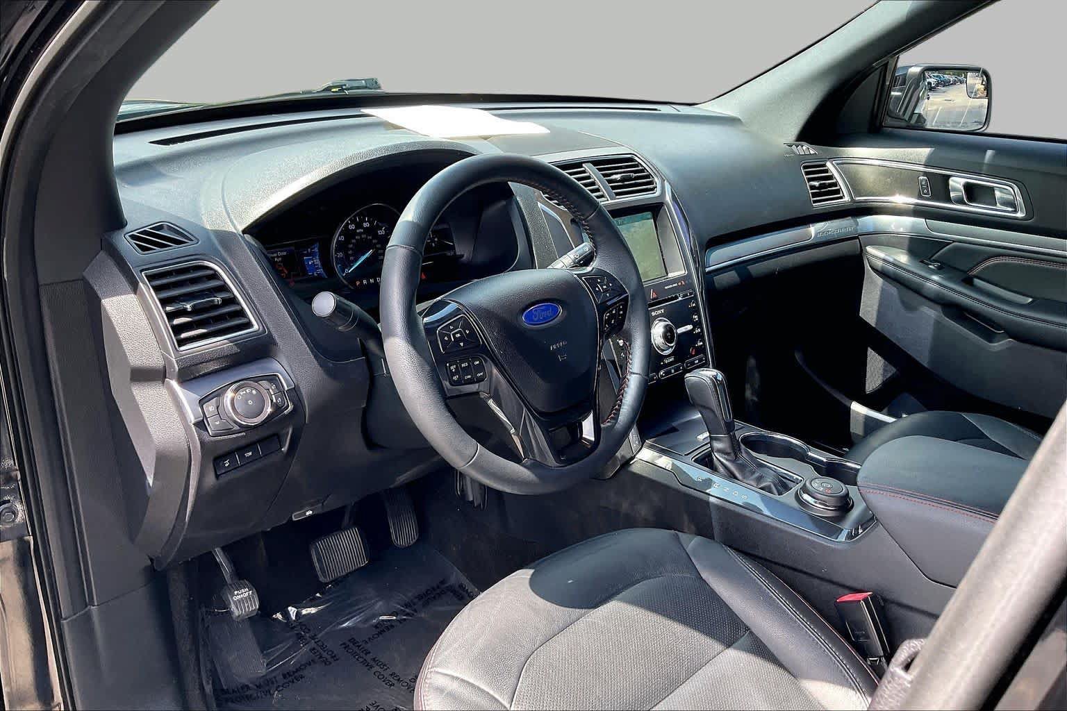 Used 2018 Ford Explorer Sport AWD/4WD image 14