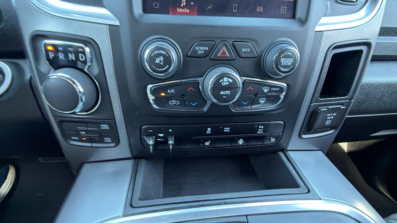 Used 2024 RAM 1500 Classic Warlock w/ Trailer & Traction Group AWD/4WD image 34