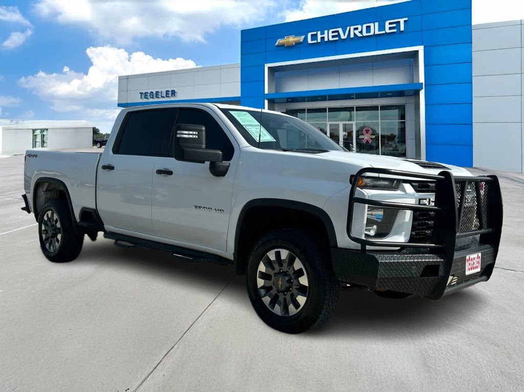 Used 2021 Chevrolet Silverado 2500 Custom w/ Custom Value Package image 3