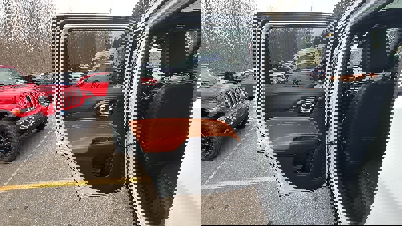 Used 2025 Jeep Compass Limited w/ Elite Group image 29