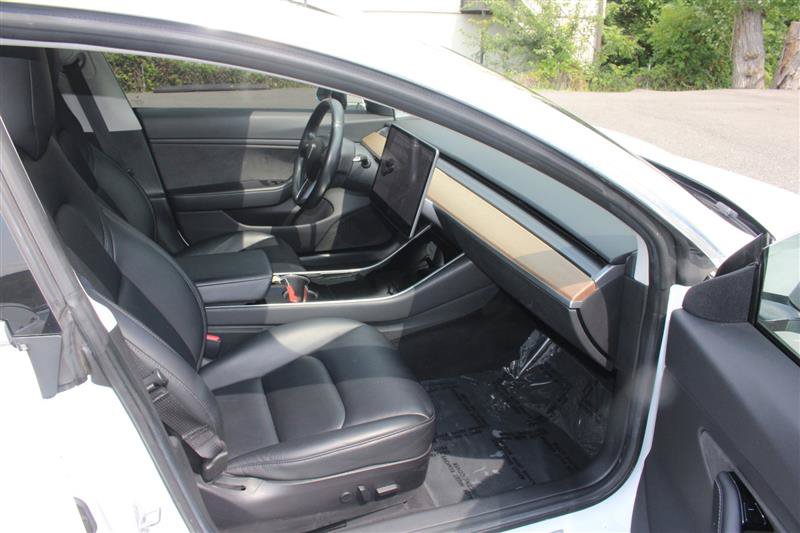 Used 2018 Tesla Model 3 Mid Range RWD image 10