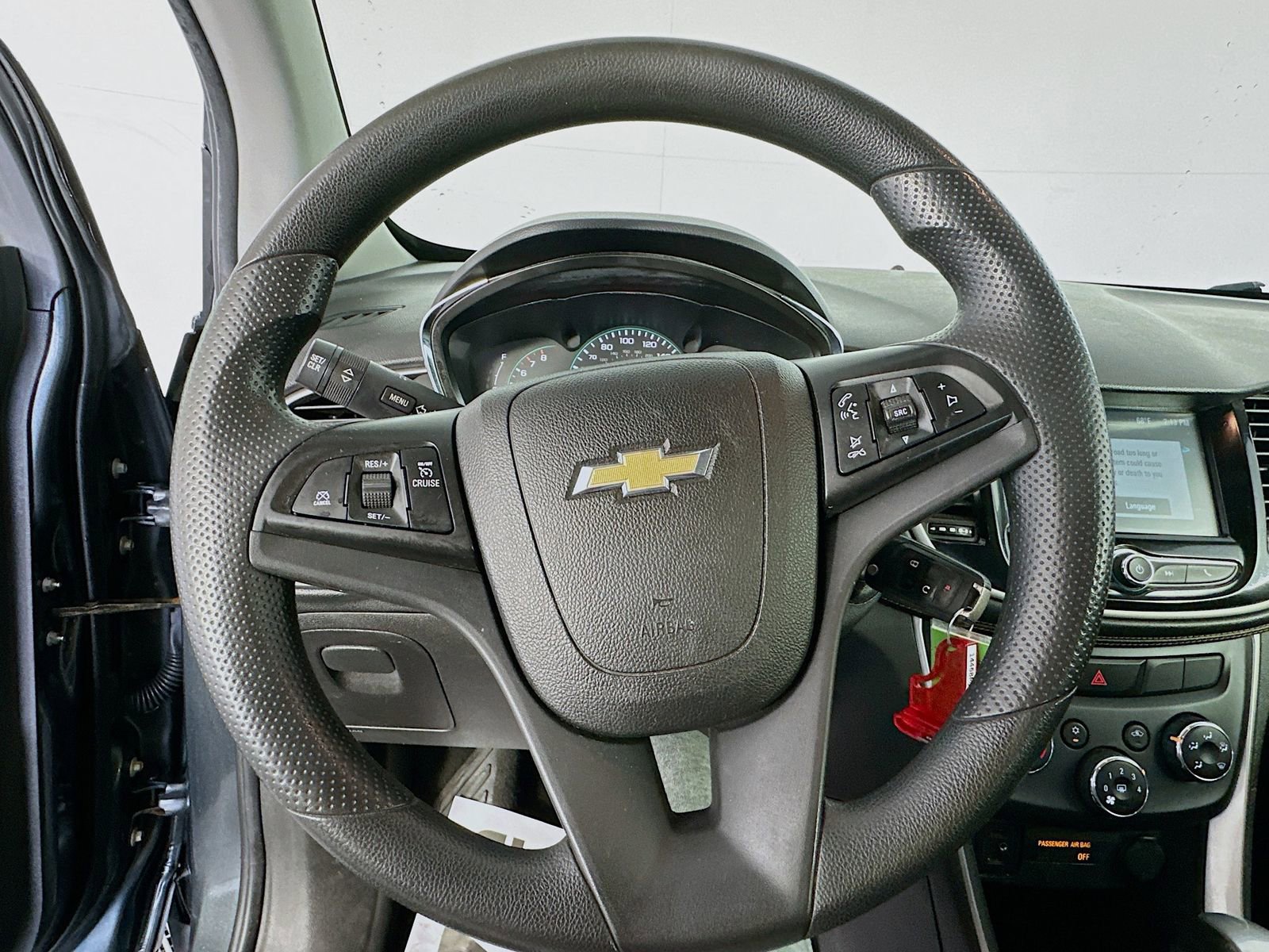 Used 2017 Chevrolet Trax LT FWD image 11