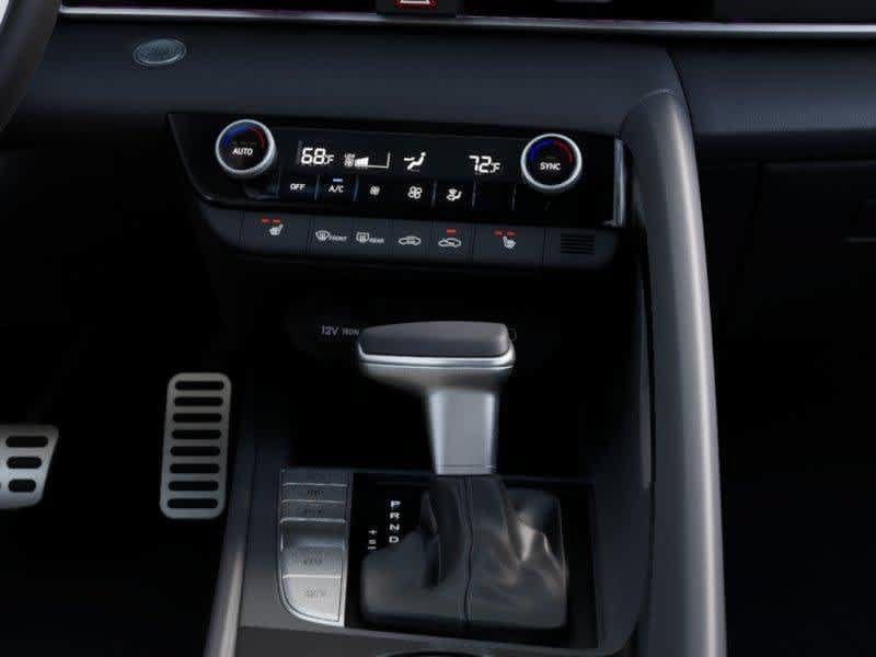 Used 2026 Hyundai Elantra SEL Sport FWD image 16