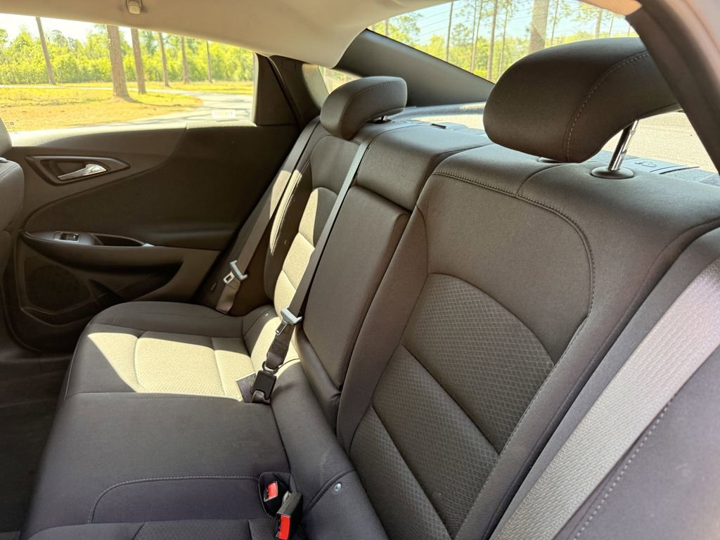 Used 2024 Chevrolet Malibu LT w/ Sport Edition FWD image 28