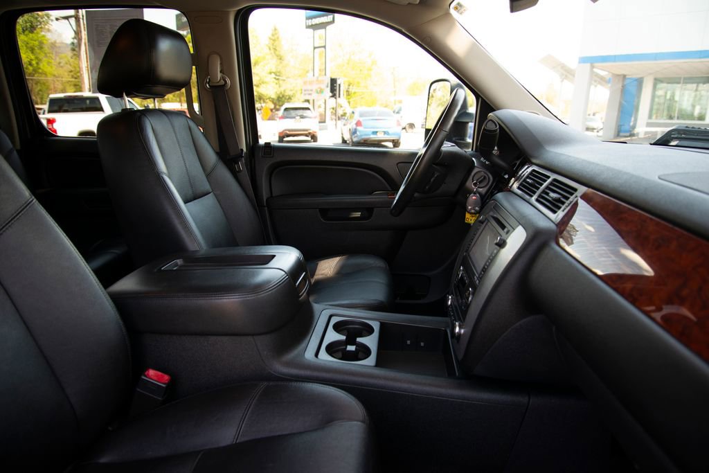 Used 2013 GMC Sierra 2500 SLT w/ Entertainment Package AWD/4WD image 20