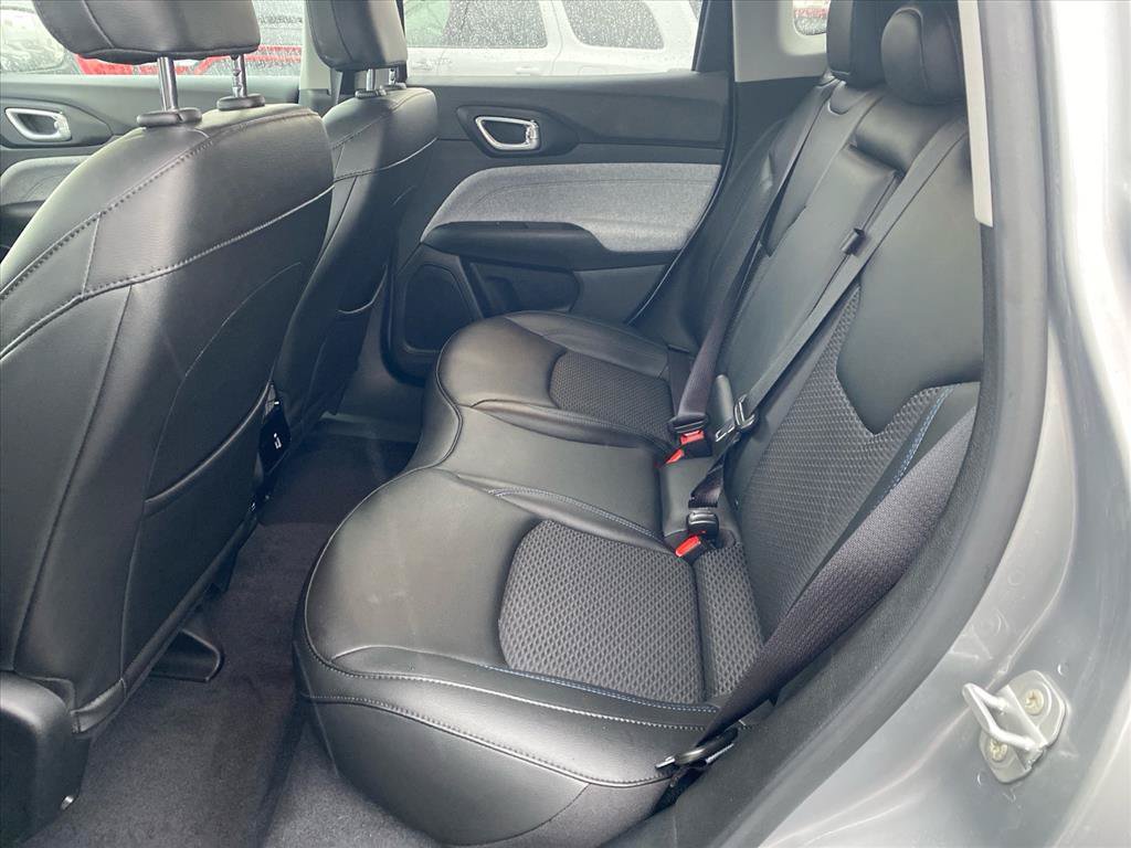 Used 2022 Jeep Compass Latitude w/ Convenience Group AWD/4WD image 24