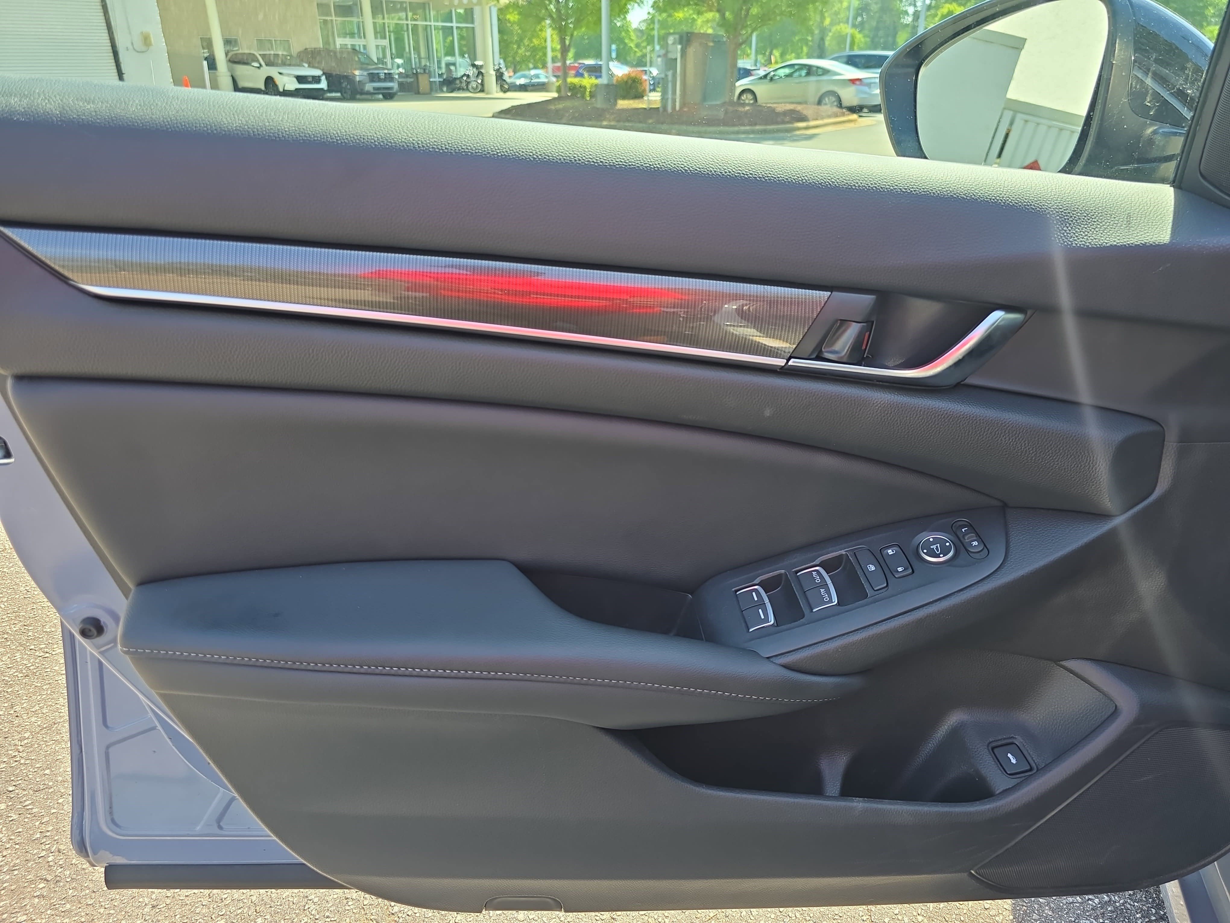 Used 2022 Honda Accord Sport image 27