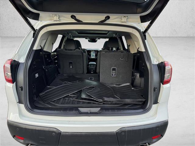 Used 2023 Subaru Ascent Onyx Edition image 8