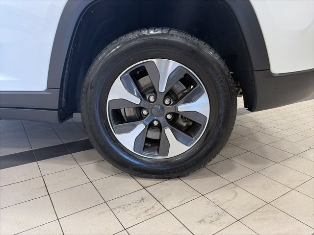 Used 2023 Jeep Grand Cherokee 4WD 4xe image 26