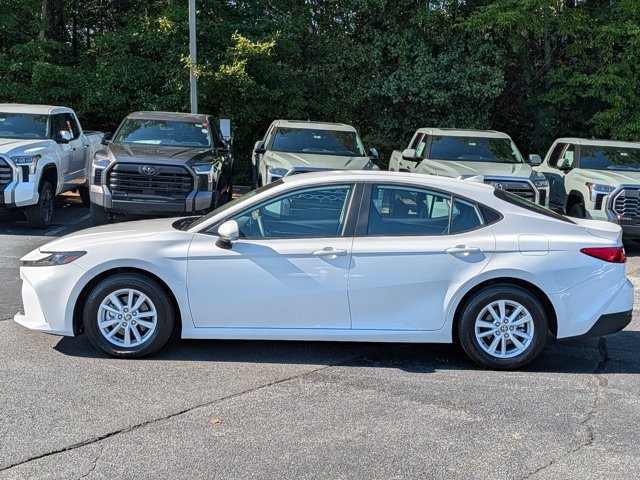 Used 2026 Toyota Camry LE FWD image 4