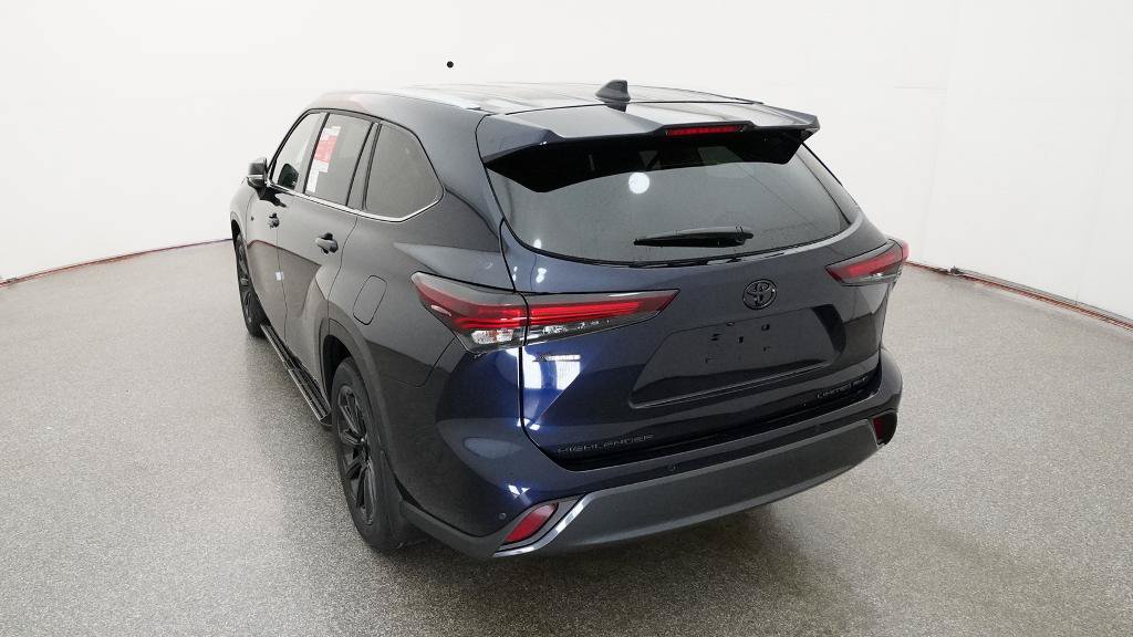 New 2026 Toyota Highlander Limited AWD/4WD image 9