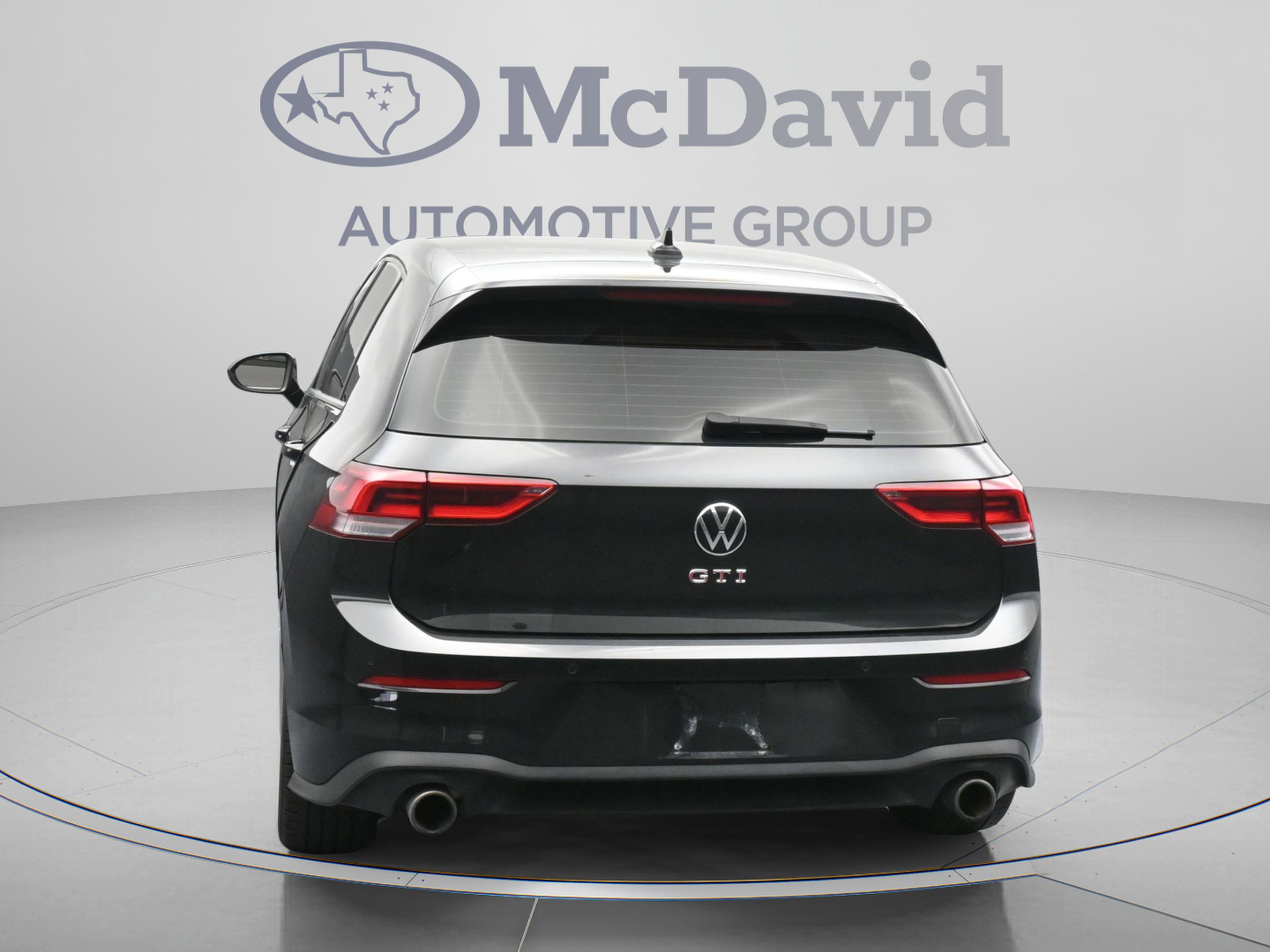 Used 2024 Volkswagen GTI SE FWD image 7