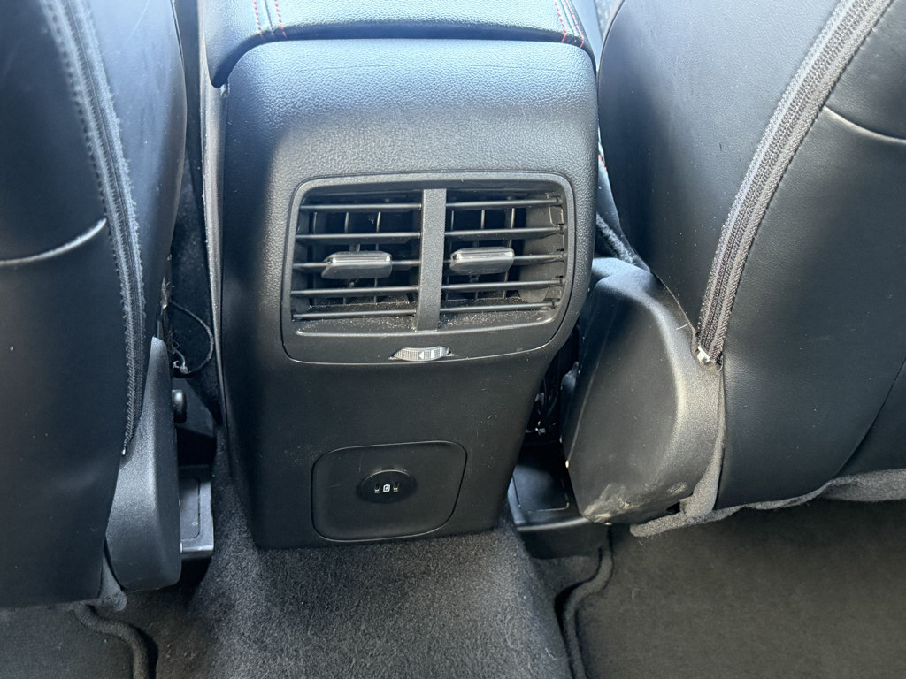 Used 2025 Ford Escape ST-Line Select AWD/4WD image 25