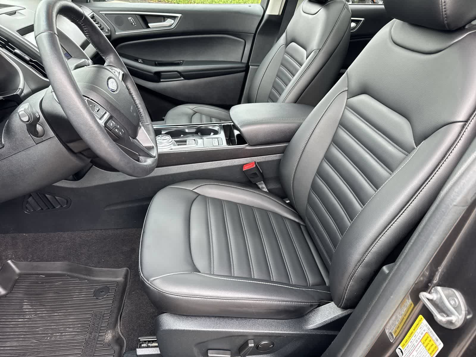 Used 2020 Ford Edge SEL w/ Convenience Package AWD/4WD image 16