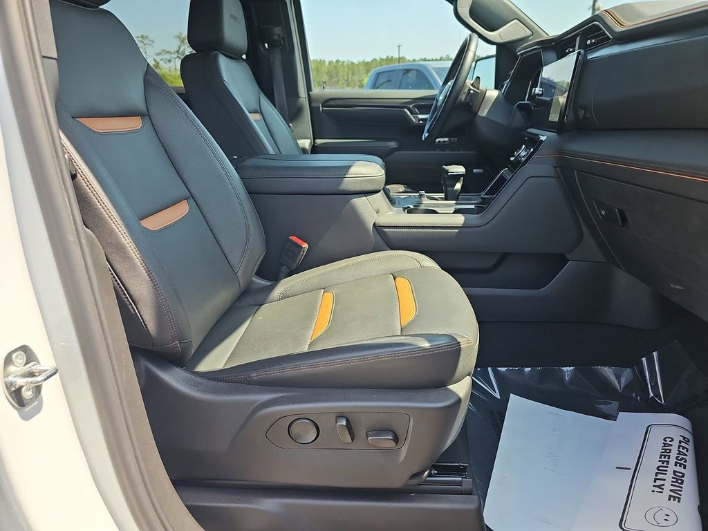 Used 2024 GMC Sierra 1500 AT4 w/ Technology Package image 13