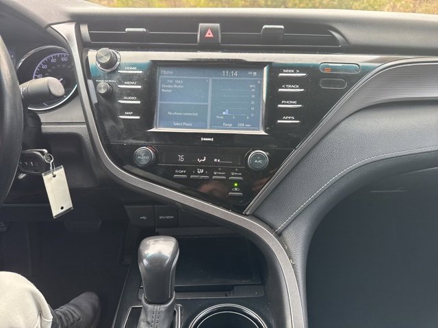 Used 2020 Toyota Camry SE image 18