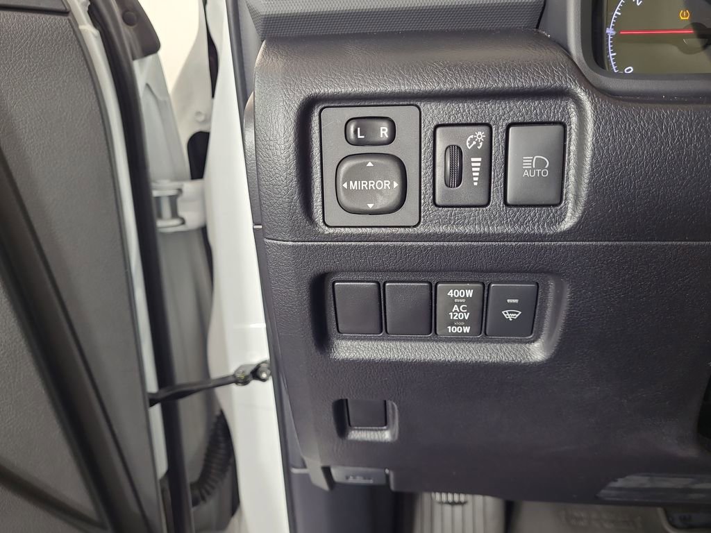 Used 2024 Toyota 4Runner SR5 Premium w/ Moonroof Package AWD/4WD image 16