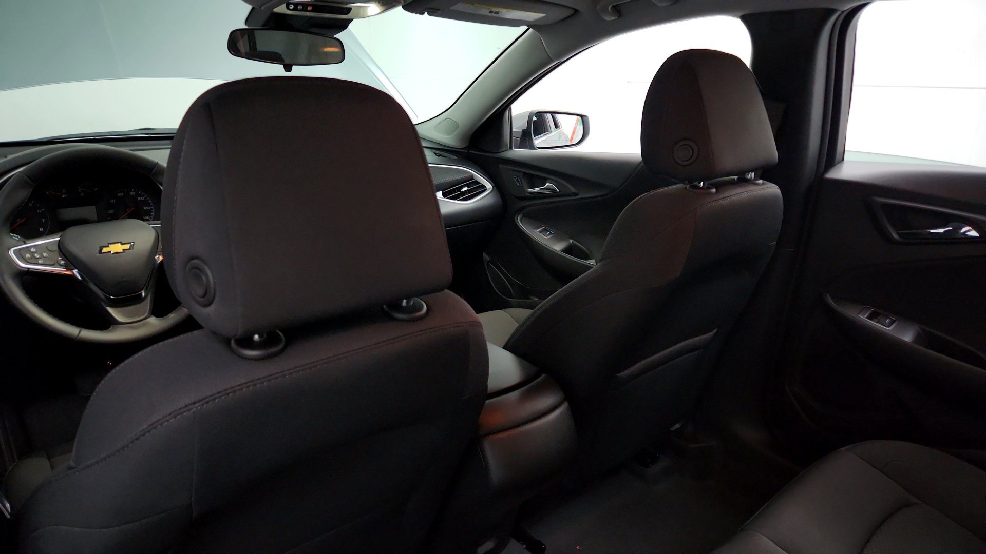 Used 2023 Chevrolet Malibu RS FWD image 24