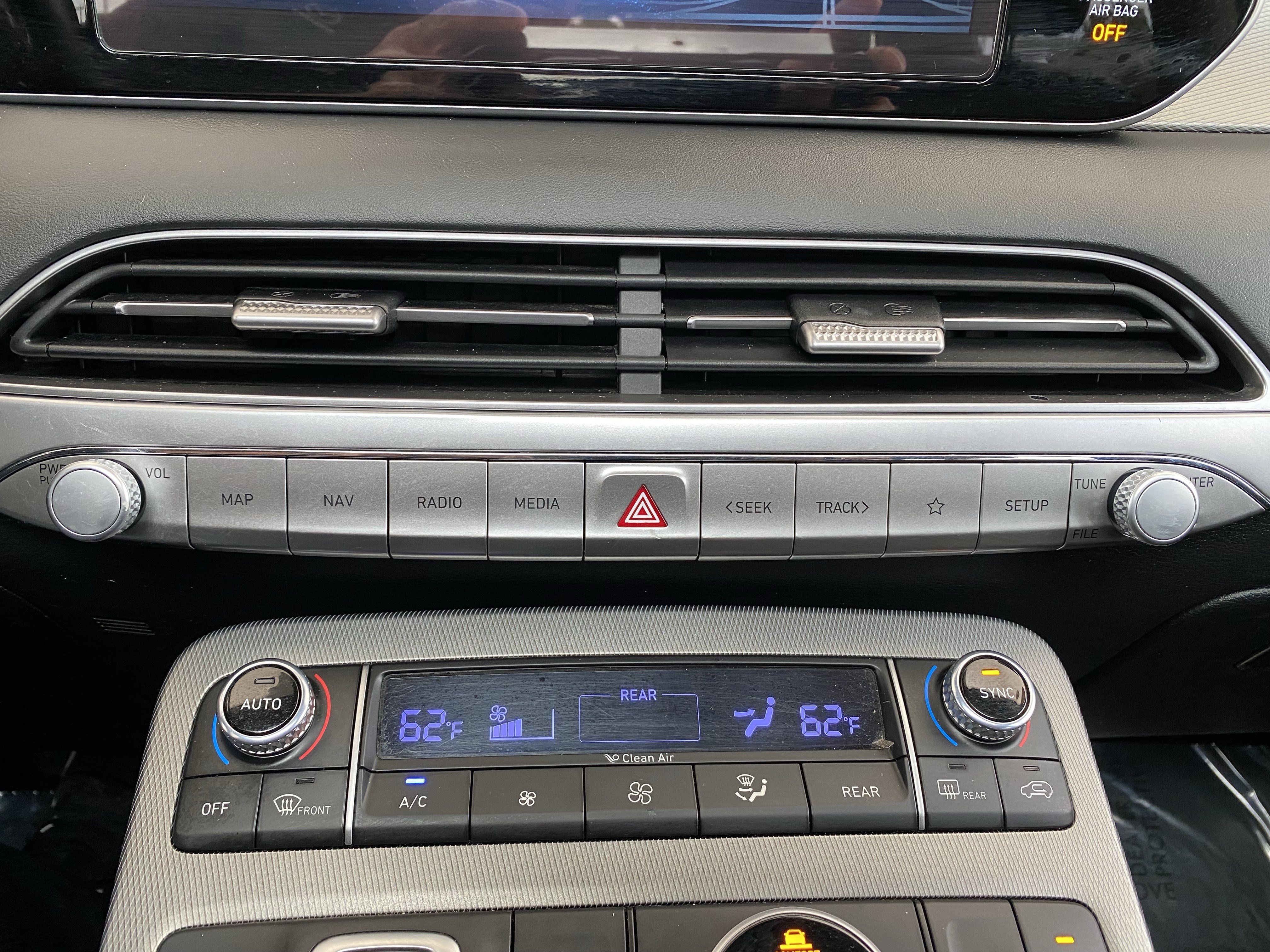 Used 2022 Hyundai Palisade SEL w/ 8P Bench Seat Package AWD/4WD image 34