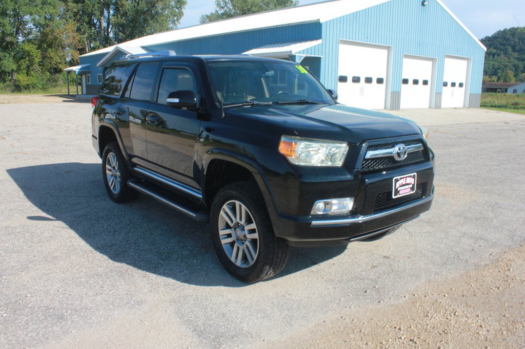 Used 2010 Toyota 4Runner Limited RWD image 3
