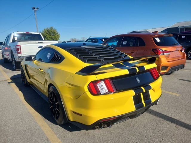 Used 2016 Ford Mustang Shelby GT350 w/ Technology Package image 5