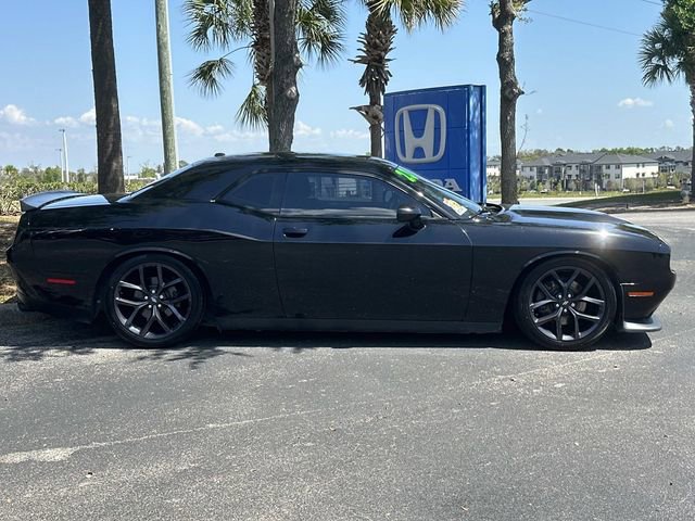 Used 2020 Dodge Challenger R/T w/ Blacktop Package image 2