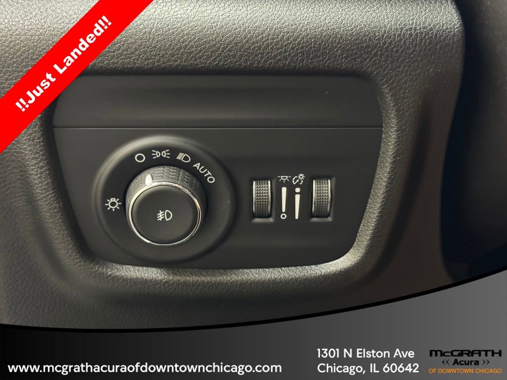 Used 2022 Jeep Grand Cherokee L Limited image 17