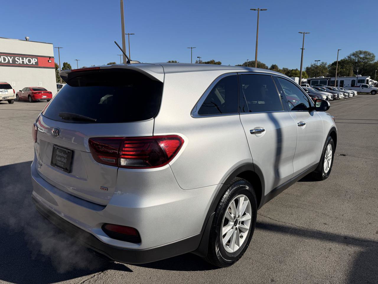 Used 2020 Kia Sorento L FWD image 3