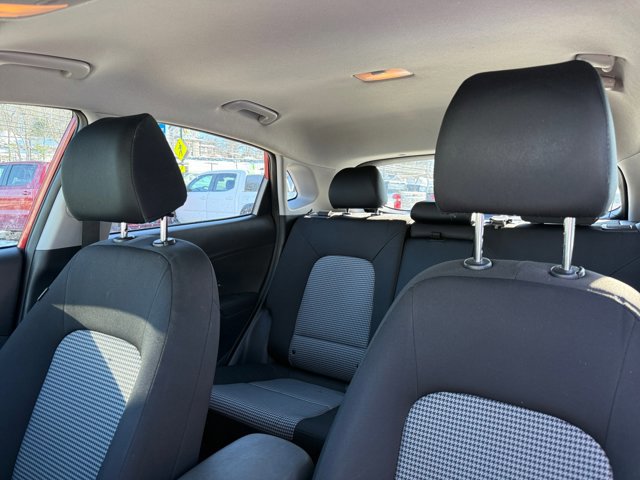 Used 2019 Hyundai Kona SE image 30