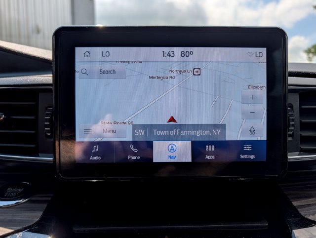 Used 2022 Ford Explorer Limited w/ Equipment Group 301A AWD/4WD image 27