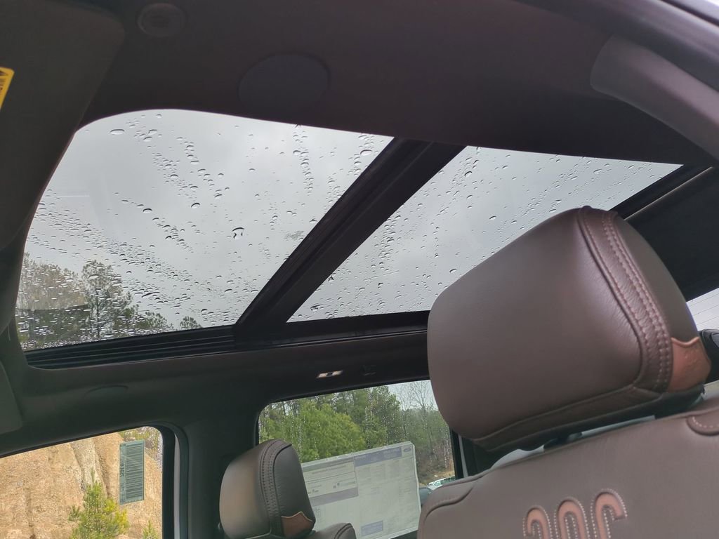 New 2026 Ford F350 King Ranch w/ Chrome Package image 21