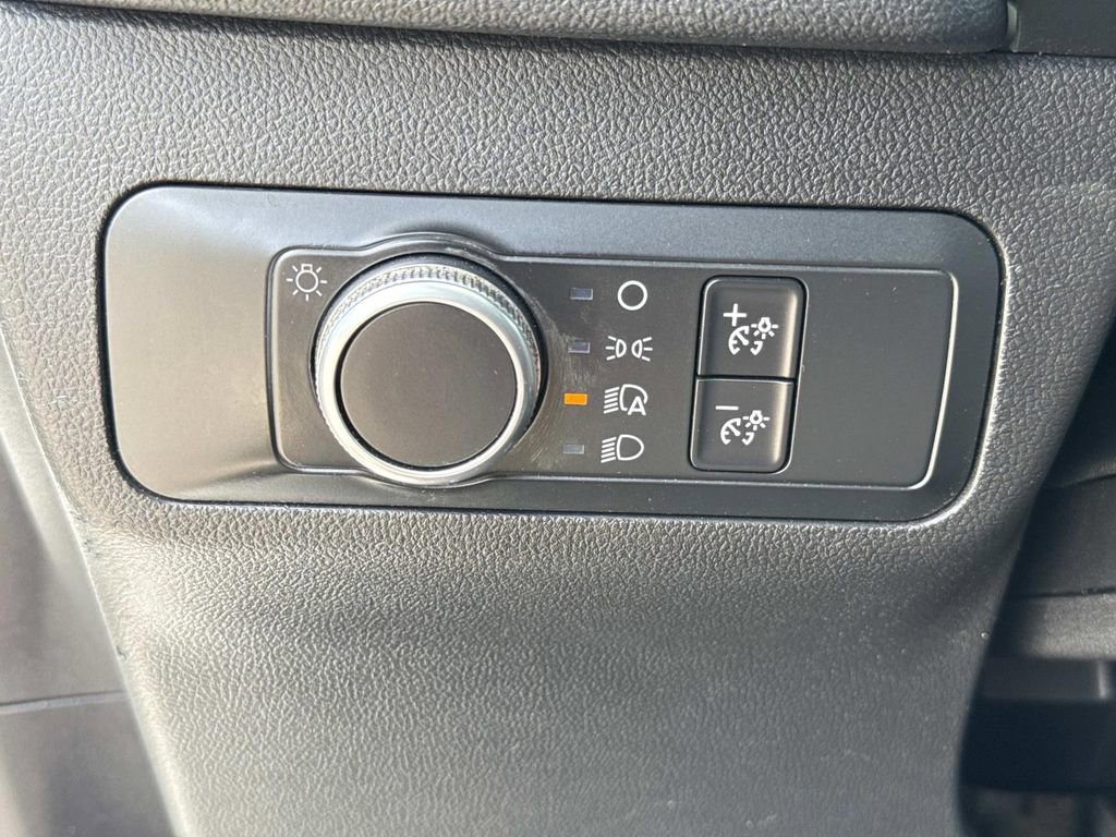 Used 2020 Ford Escape S image 37