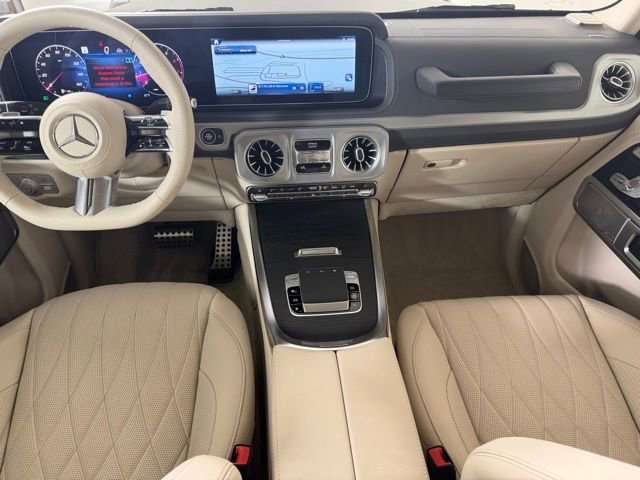 Used 2025 Mercedes-Benz G 550 image 15