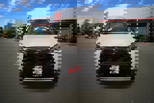 New 2026 Toyota Corolla Cross L image 6