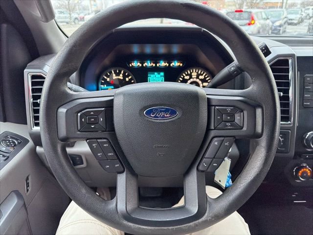 Used 2016 Ford F150 XLT image 38