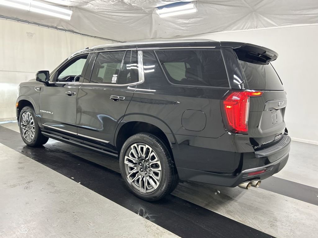 Used 2023 GMC Yukon Denali Ultimate AWD/4WD image 7