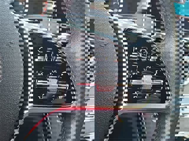 Used 2020 Mercedes-Benz C 300 Sedan image 25