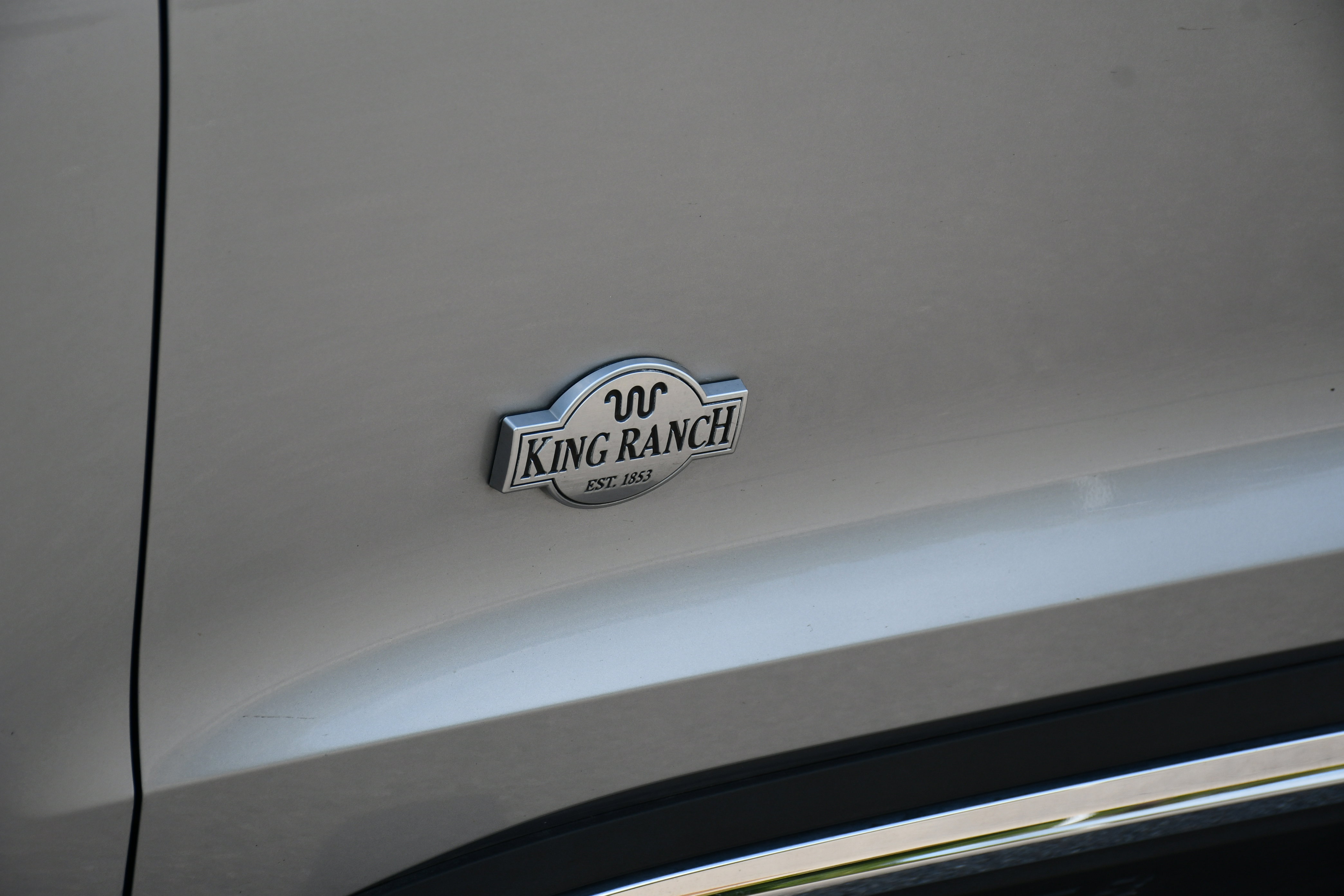 Used 2022 Ford Explorer King Ranch w/ Class IV Trailer Tow Package RWD image 25