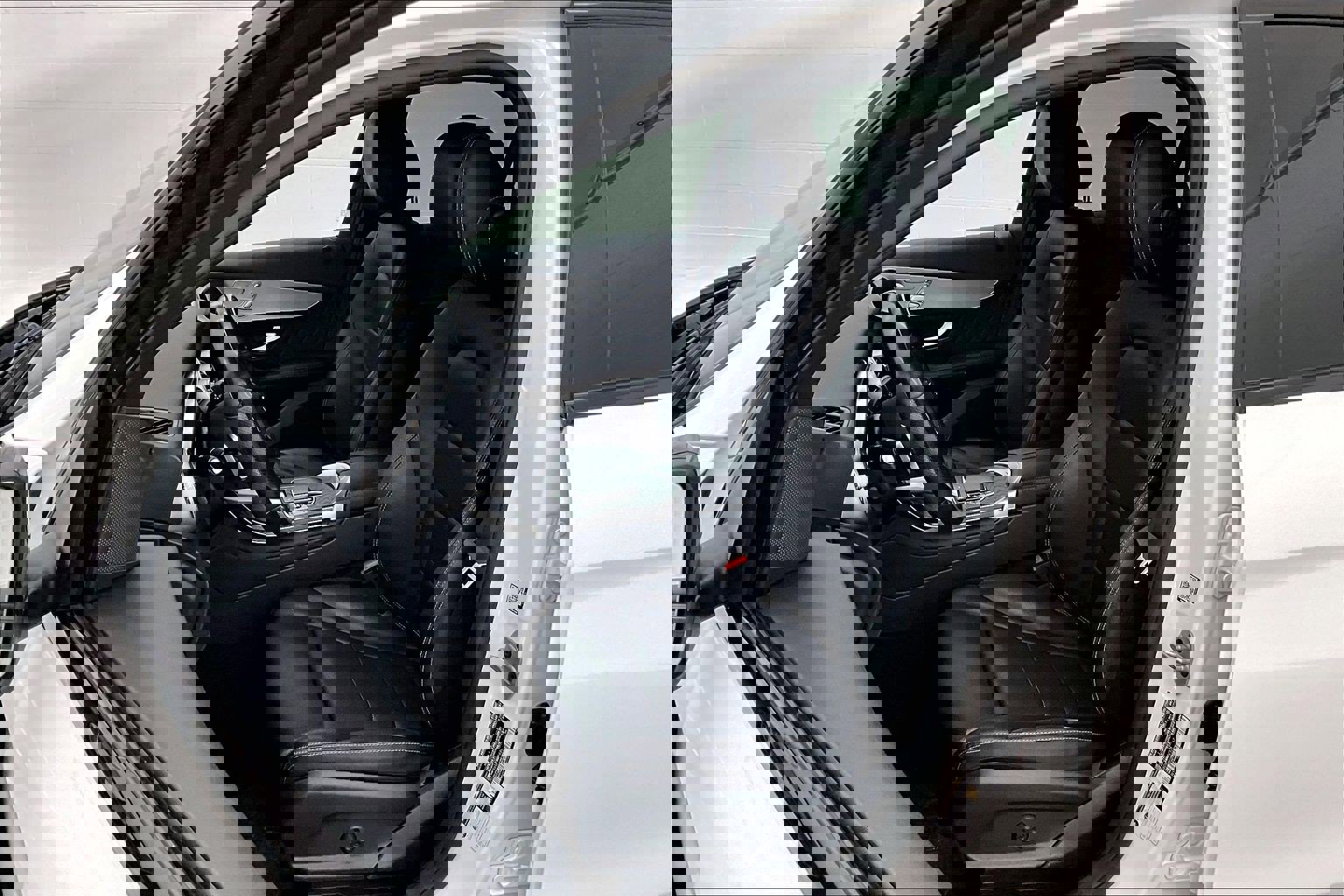 Used 2021 Mercedes-Benz GLC 300 image 16