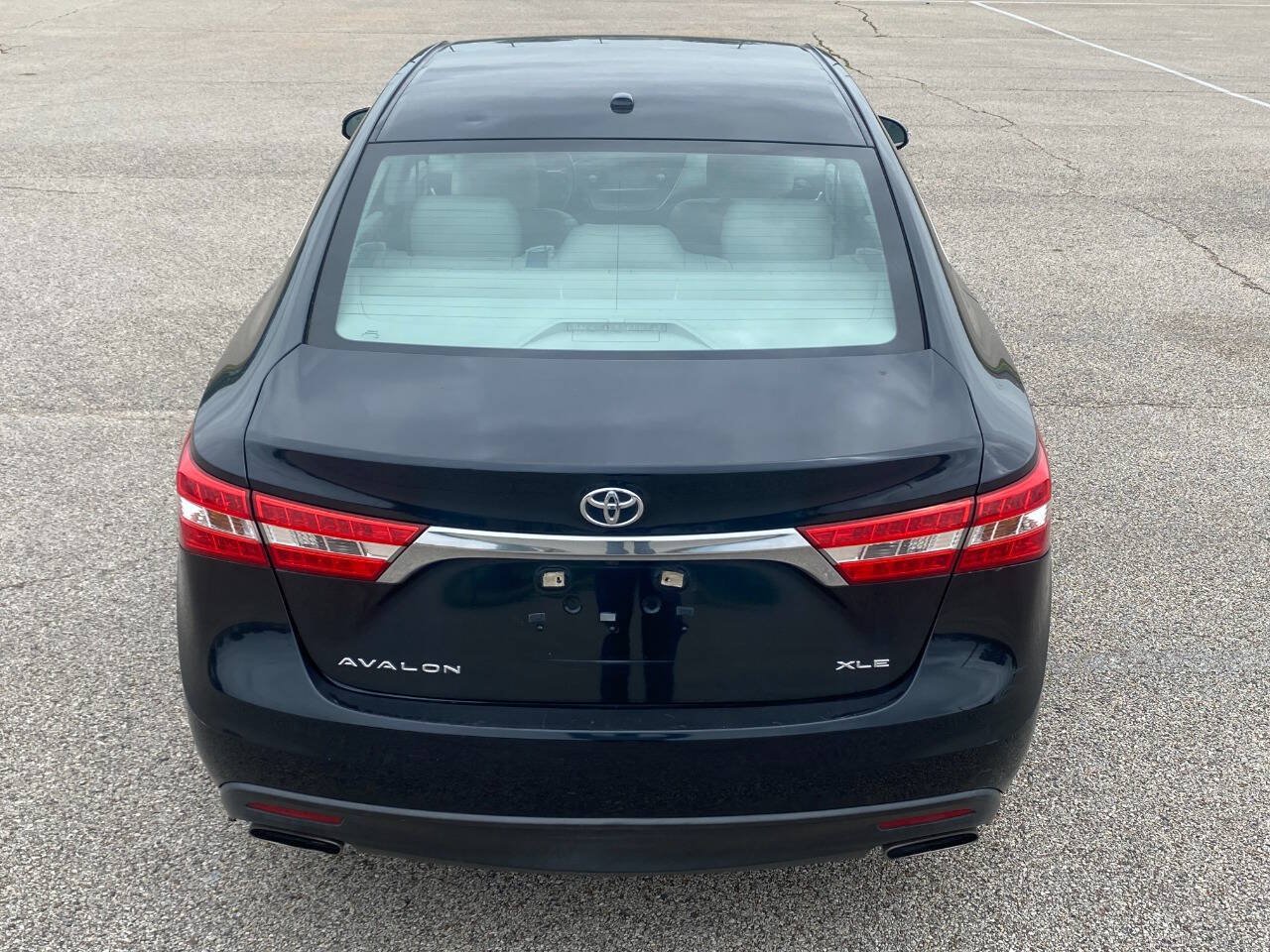 Used 2015 Toyota Avalon XLE FWD image 6