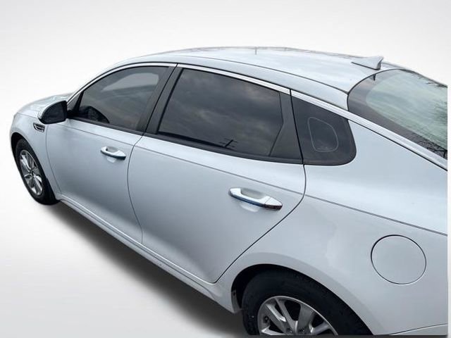 Used 2016 Kia Optima LX w/ LX Convenience Package image 6