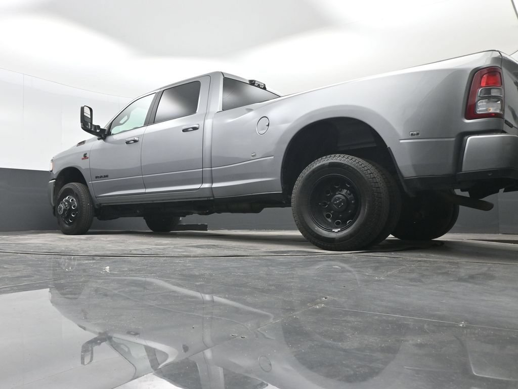 Used 2021 RAM 3500 Big Horn w/ Night Edition AWD/4WD image 28
