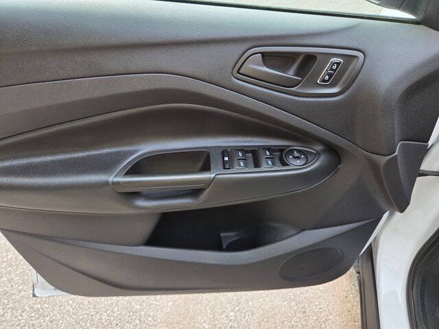 Used 2014 Ford Escape S w/ Equipment Group 101B FWD image 12