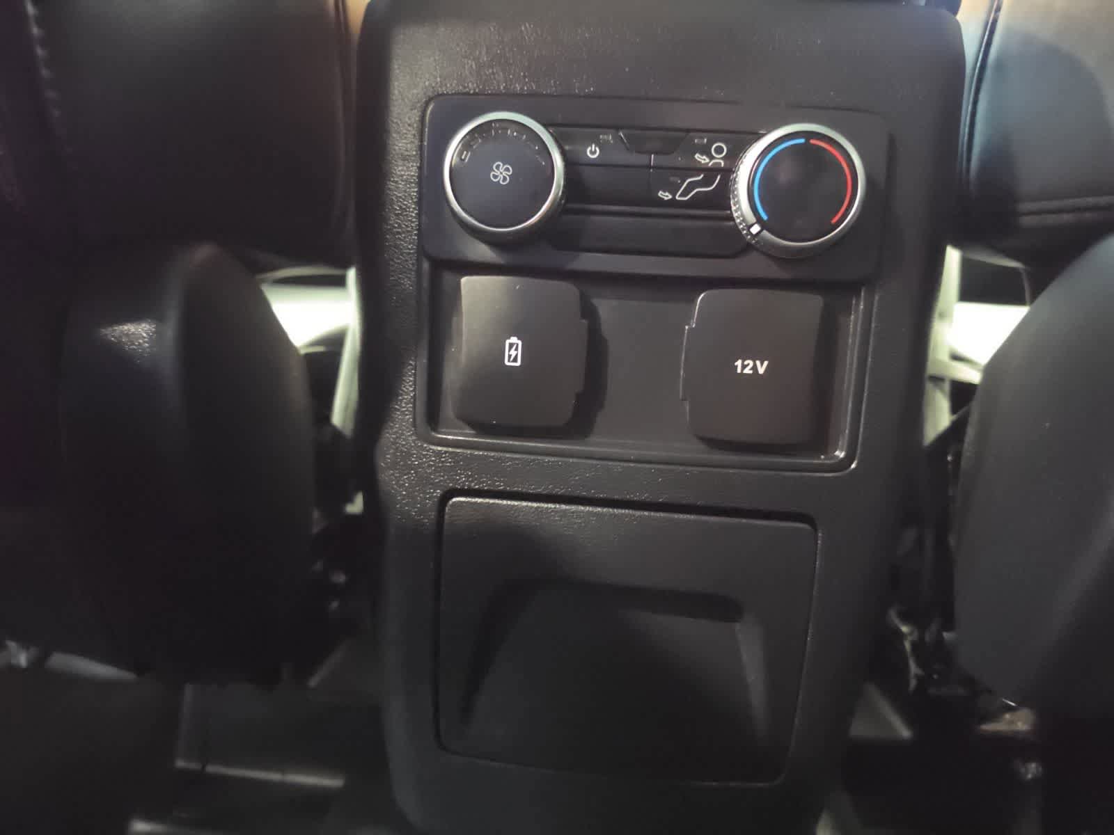 Used 2023 Ford Explorer XLT w/ Equipment Group 202A AWD/4WD image 29