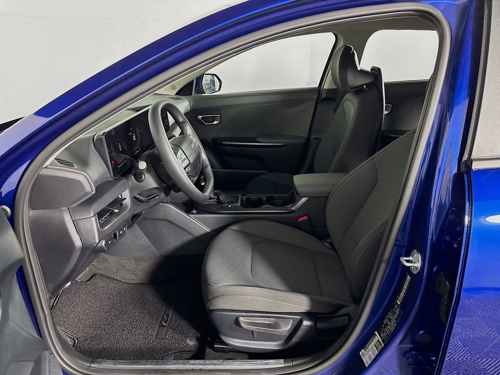 Certified 2025 Kia K4 LXS image 11