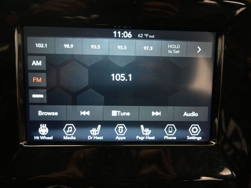 Used 2020 Jeep Compass Latitude image 25