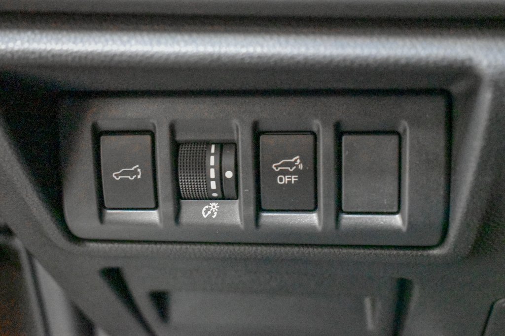 Used 2022 Subaru Outback Touring w/ Popular Package #2 image 17