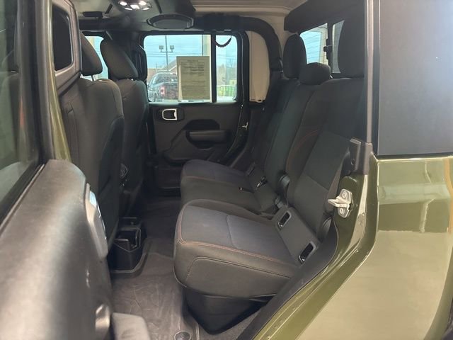 Used 2023 Jeep Gladiator Rubicon image 34