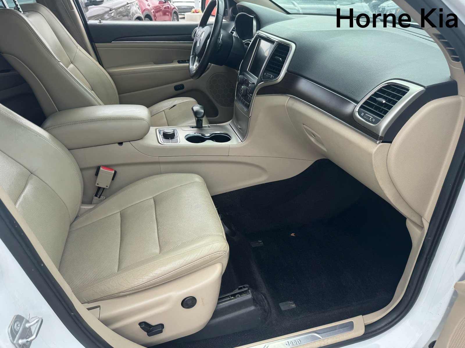 Used 2014 Jeep Grand Cherokee Limited w/ Luxury Group II AWD/4WD image 26