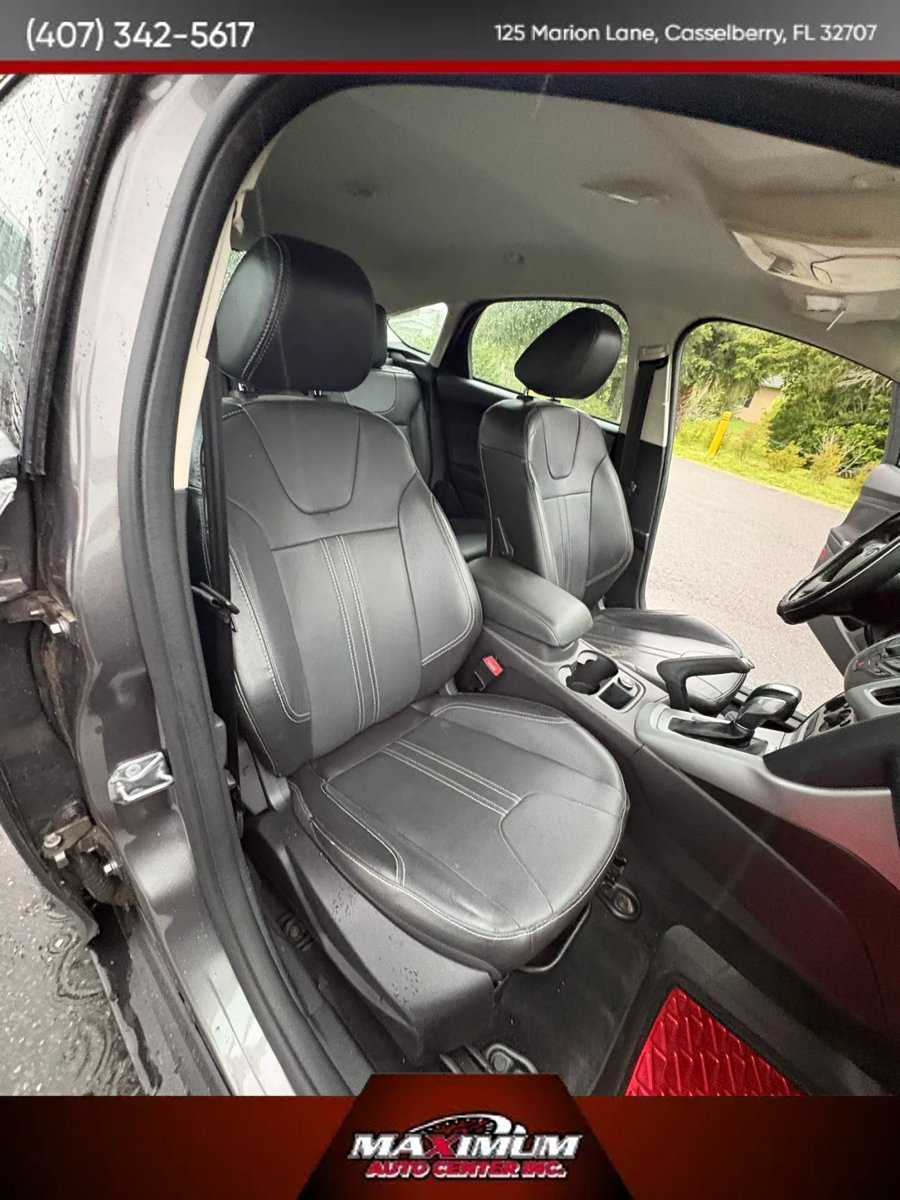 Used 2014 Ford Focus SE w/ Equipment Group 201A FWD image 15